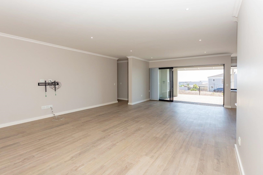 4 Bedroom Property for Sale in Myburgh Park Western Cape